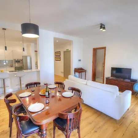 Large And Comfortable 2-bedroom In Dbri1-1 דירה *