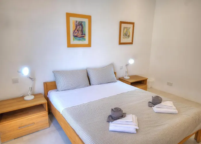 Large And Comfortable 2-bedroom In Dbri1-1